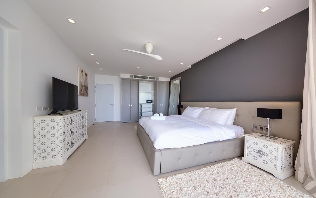 Unique Boutique Resort Bang Rak Beach  Exteriör bild